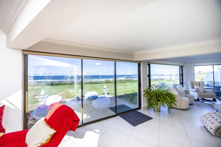 5 Bedroom Property for Sale in Gonubie Eastern Cape
